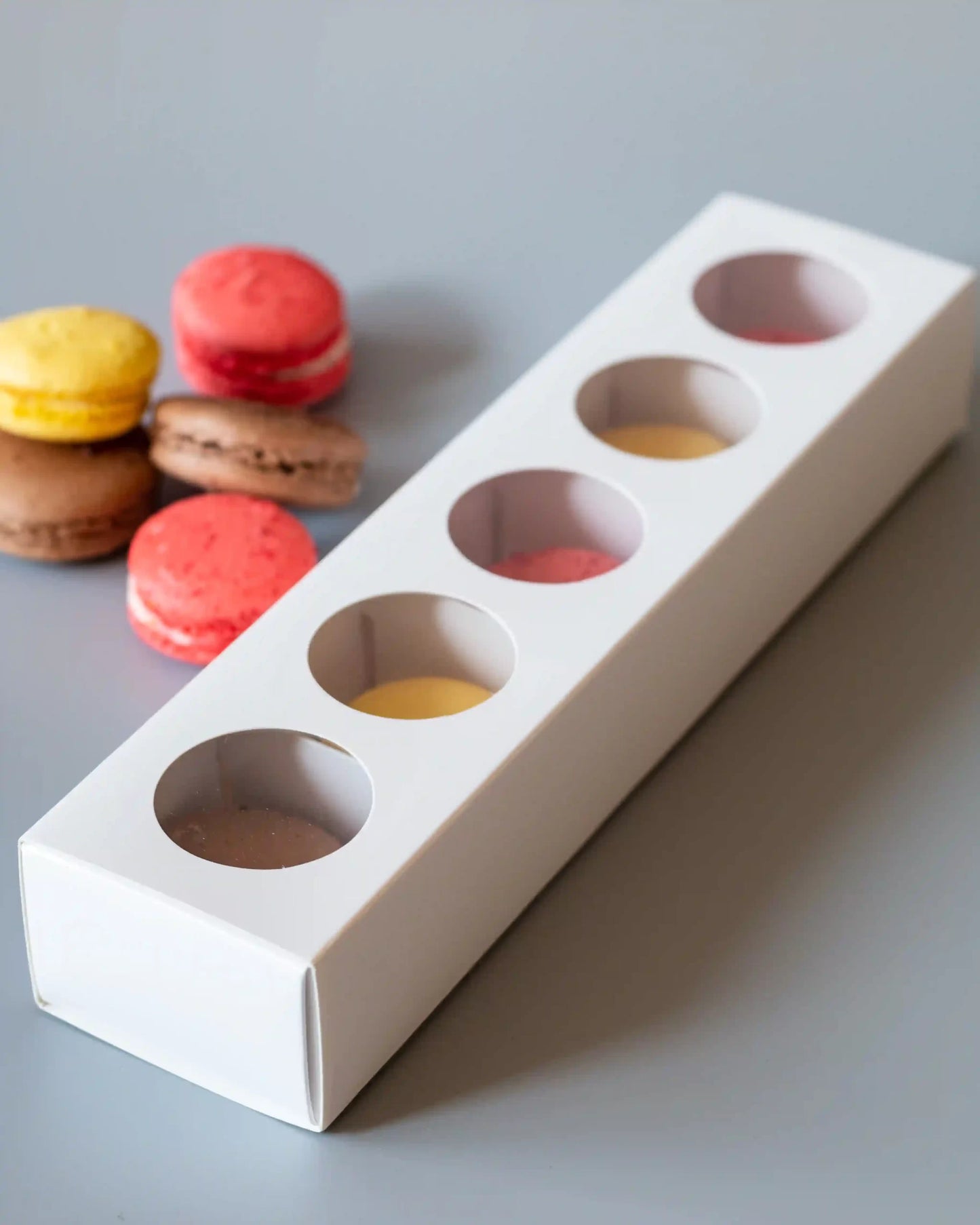 Macaron Box For 5 - Ivory