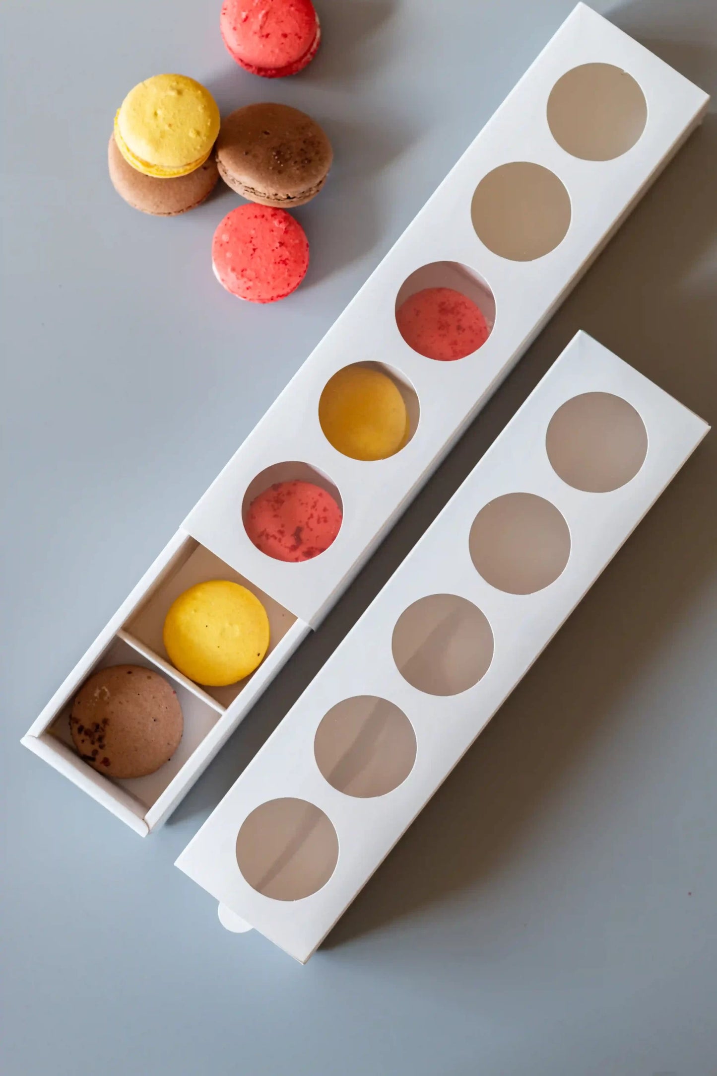 Macaron Box For 5 - Ivory